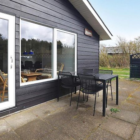 4 Person Holiday Home In L Kken Lokken Bagian luar foto