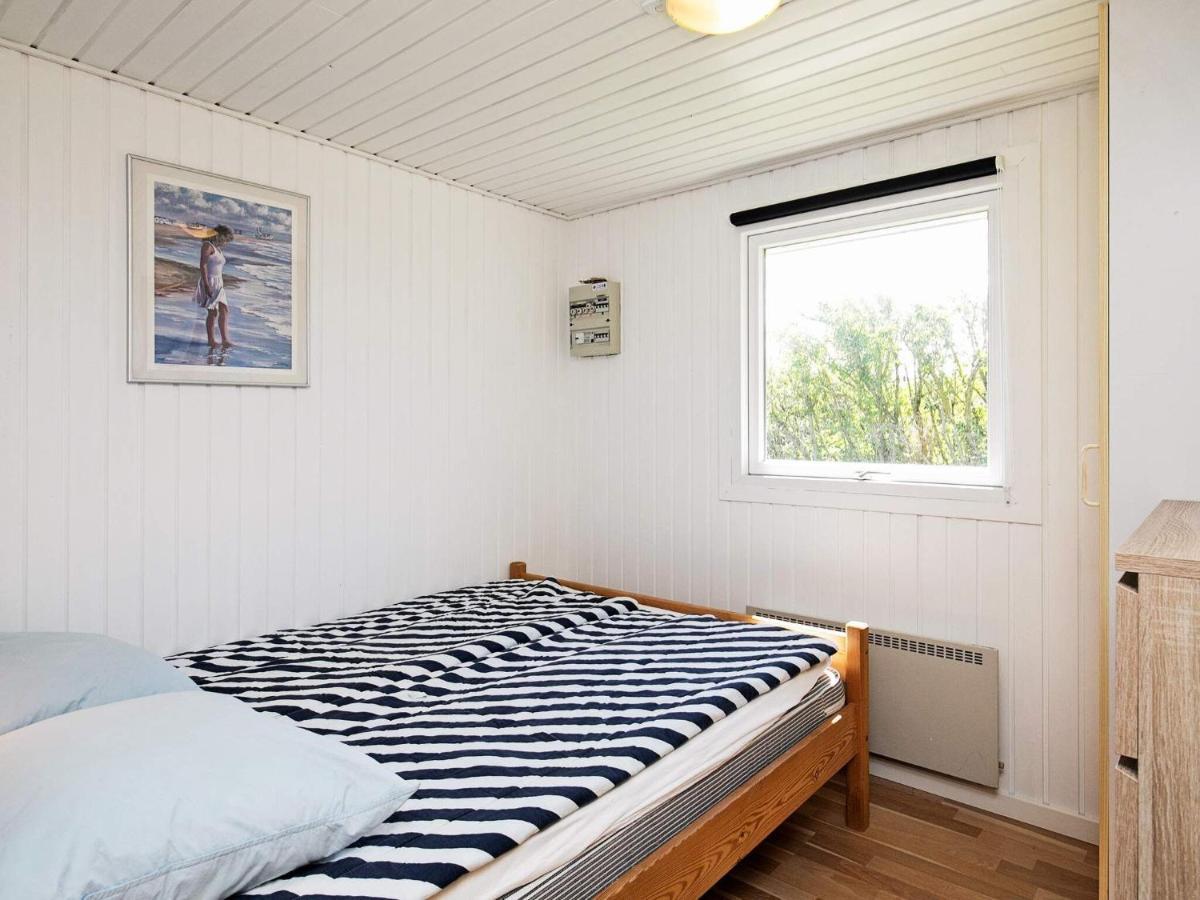 4 Person Holiday Home In L Kken Lokken Bagian luar foto