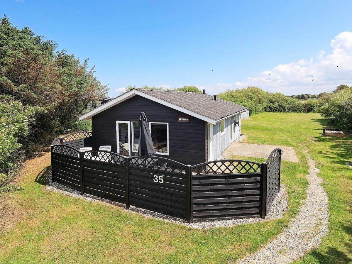 4 Person Holiday Home In L Kken Lokken Bagian luar foto