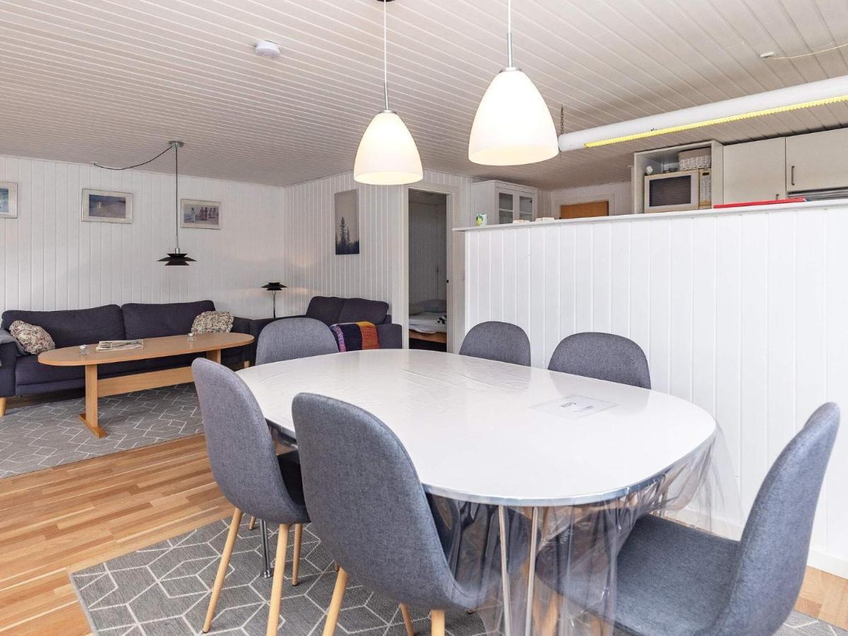 4 Person Holiday Home In L Kken Lokken Bagian luar foto